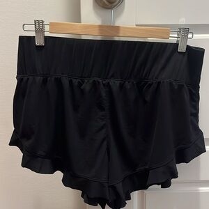 Free people movement black ruffle shorts🖤🖤